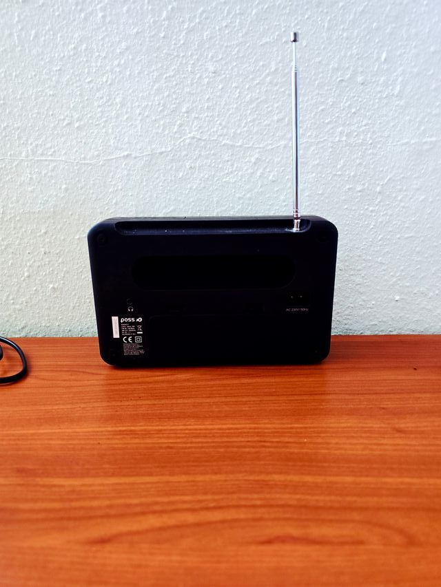 Radio portátil negra