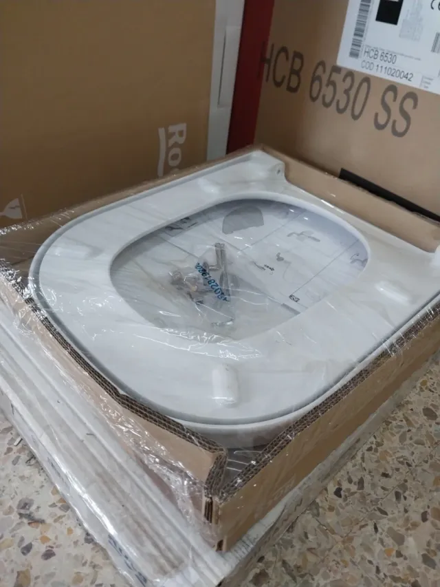 Tapa de inodoro The Gap Square