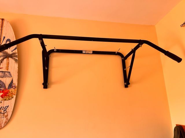 Barra de dominadas plegable