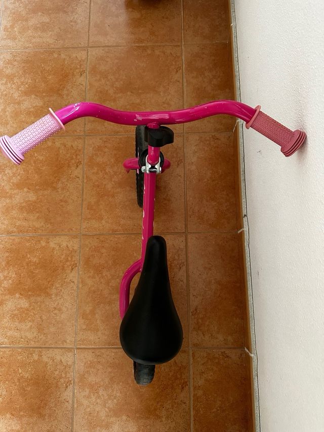 Bicicleta de equilibrio Chicco Pink Arrow