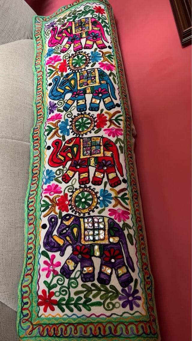 Preciosas decoraciones/tela/ mantel tela bordada