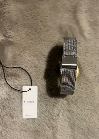 Reloj Feveli Dorado y Plateado