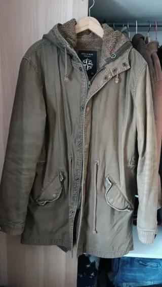 Abrigo Pull&Bear verde militar XL