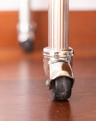 Carrello ausiliario vintage in legno e cromo anni '60