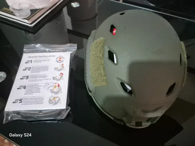 Casco táctico militar verde