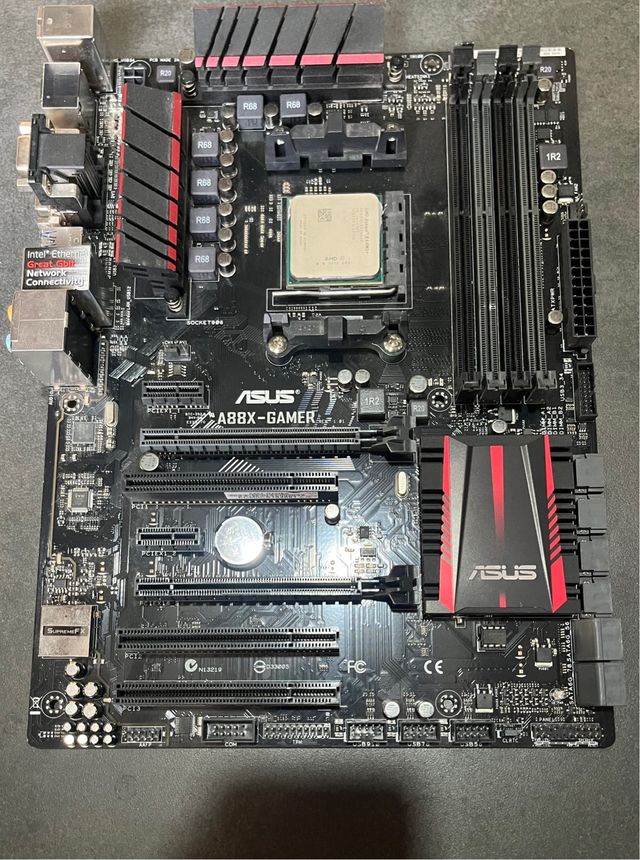 Placa ASUS A88X-GAMER +  procesador AMD A10-7850K