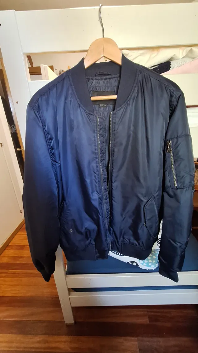 Chaqueta Bomber Azul Marino