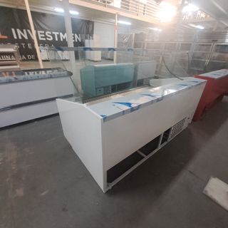 Vitrina Expositora fabricamos a cualquier medida