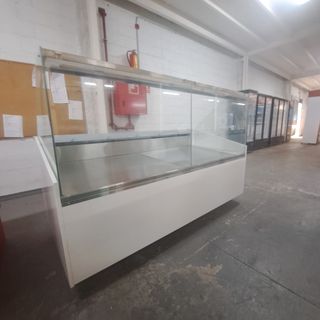 Vitrina Expositora fabricamos a cualquier medida