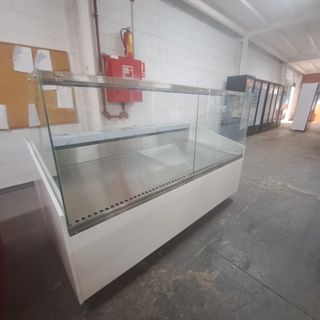 Vitrina Expositora fabricamos a cualquier medida