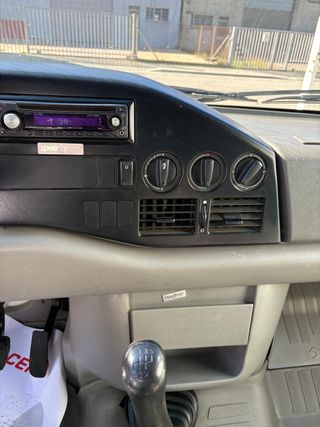 Volkswagen LT28 2006