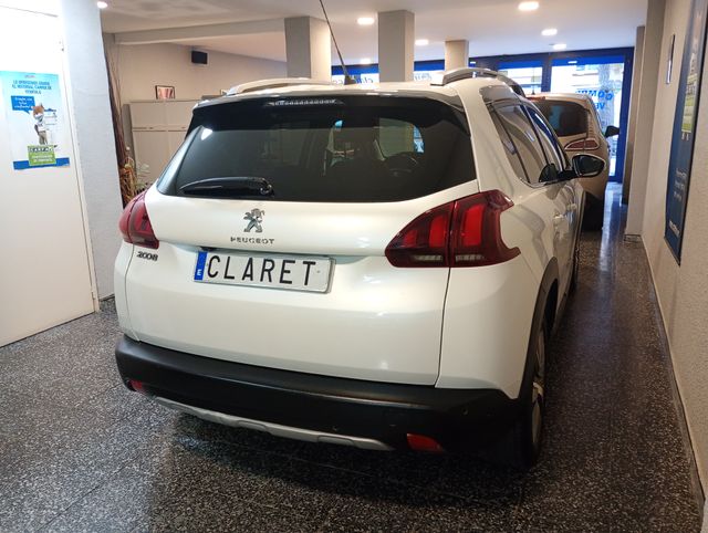 Peugeot 2008 1.6 BlueHDI 120 CV