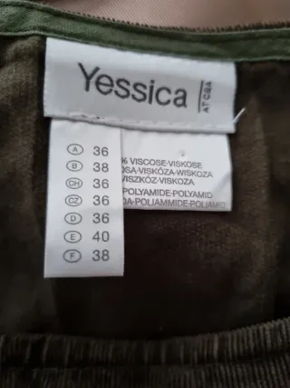 Falda de terciopelo y panilla verde y marrón. T 36