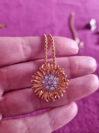 Lote Joyas Elegantes Doradas y Plateadas