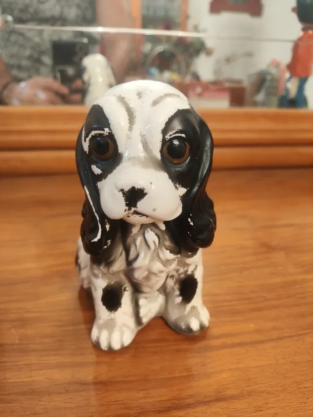 Figura perro cerámica vintage blanco y negro