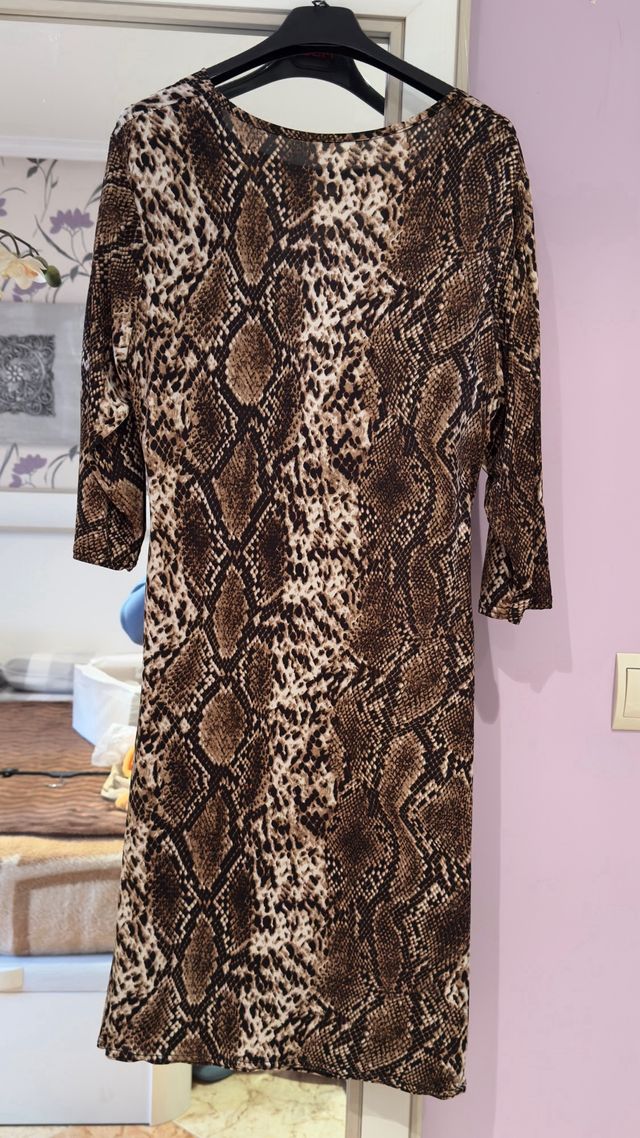 Conjunto vestido estampado y abrigo talla unica