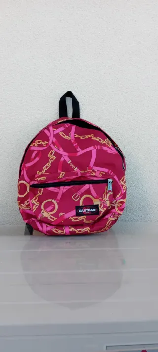 Zaino Eastpak fantasia catene e cinture
