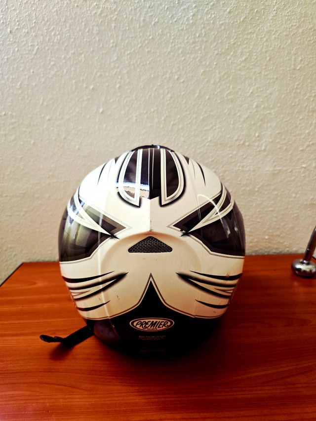 Casco Premier Motocicleta
