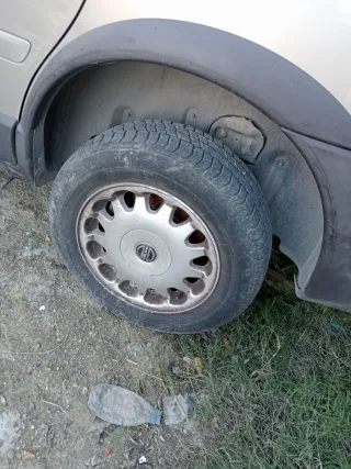 Llanta de aluminio Volvo XC70 en 15 pulgadas a 25€