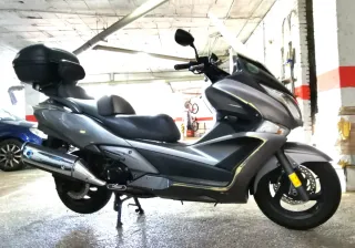 Honda Silver Wing T 400, año 2010, 82000 km.