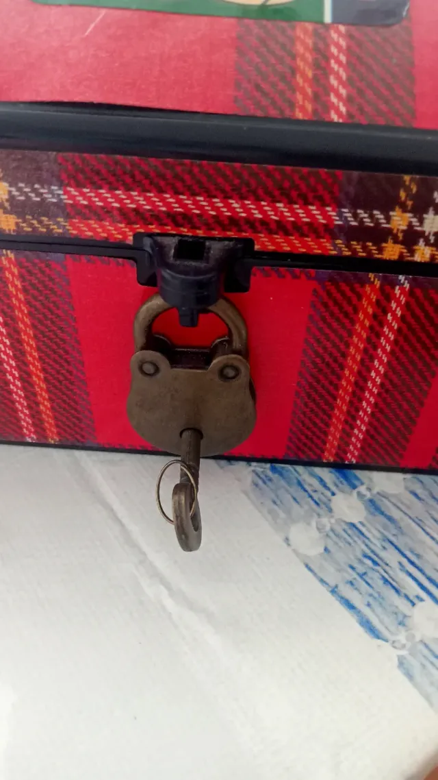 Cofre Vintage Tiny Teddy com 15 cartas e envelopes