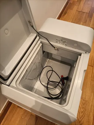 Nevera Mobicool FR40 12V/220V