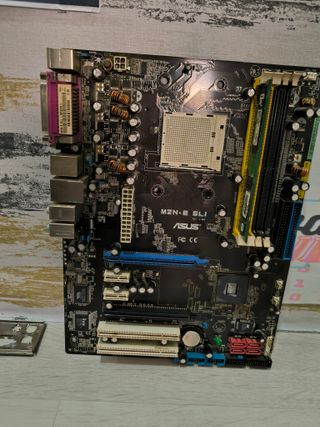 PLACA BASE ASUS M2N-E SLI Rev. 1.00 + RAM