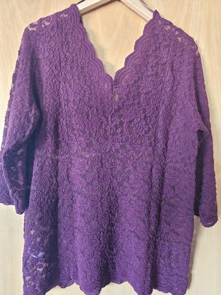 Blusa encaje MS Mode morada Talla XL