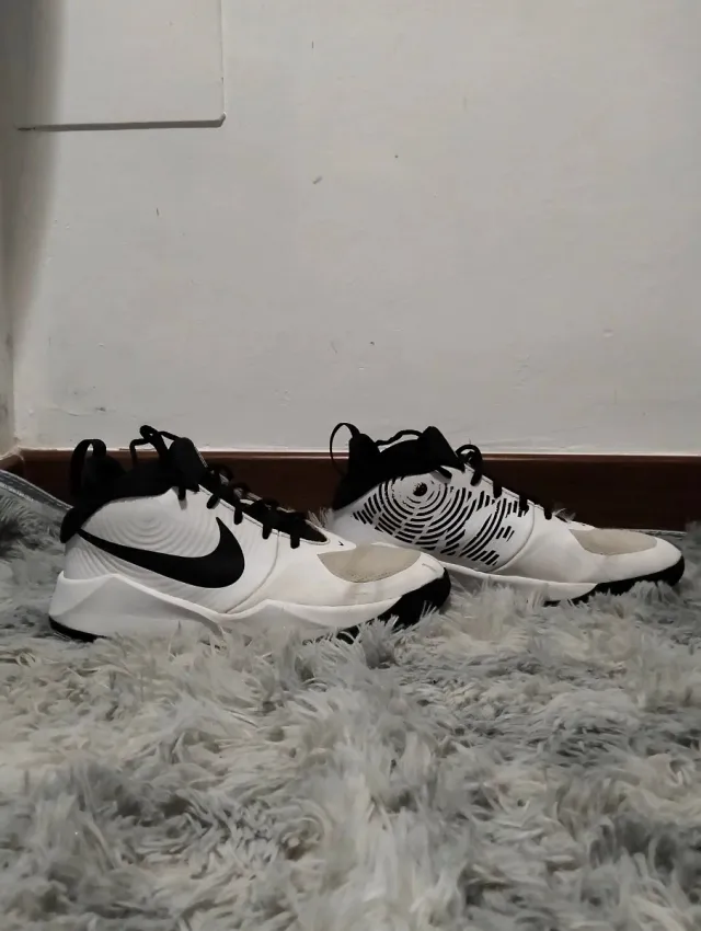 Zapatillas Baloncesto Nike Talla 36.5