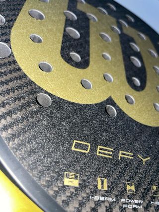 Pala pádel Wilson Defy BK Carbono 2025