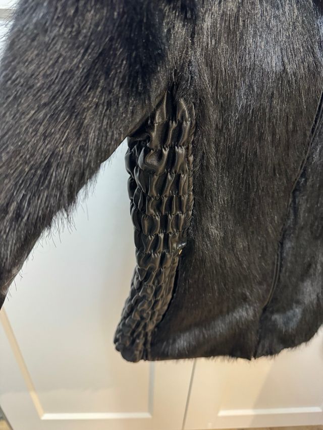 Cazadora pelo negro Talla 38