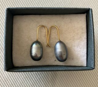 Pendientes perla gris y oro ley