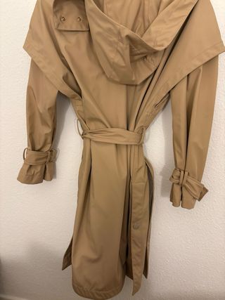 Gabardina Beige Talla Única