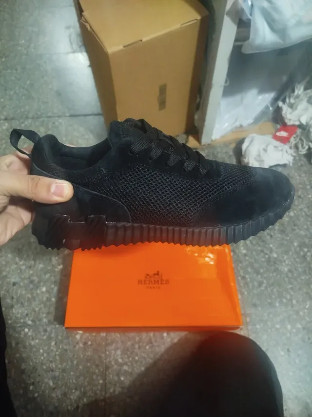Hermes Zapatillas Negras Deportivas todas tallas