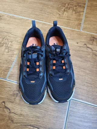 Skechers Goga Max Negro Naranja