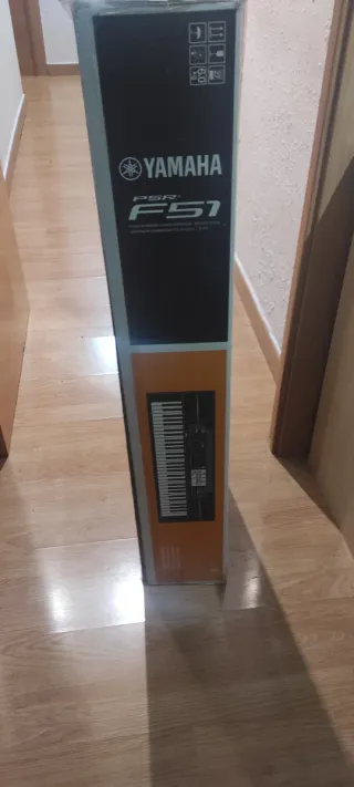 Teclado Yamaha PSR-F51