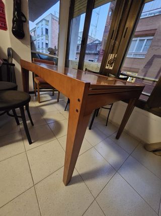Mesa de comedor extensible