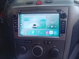 Instalador de pantallas de coches