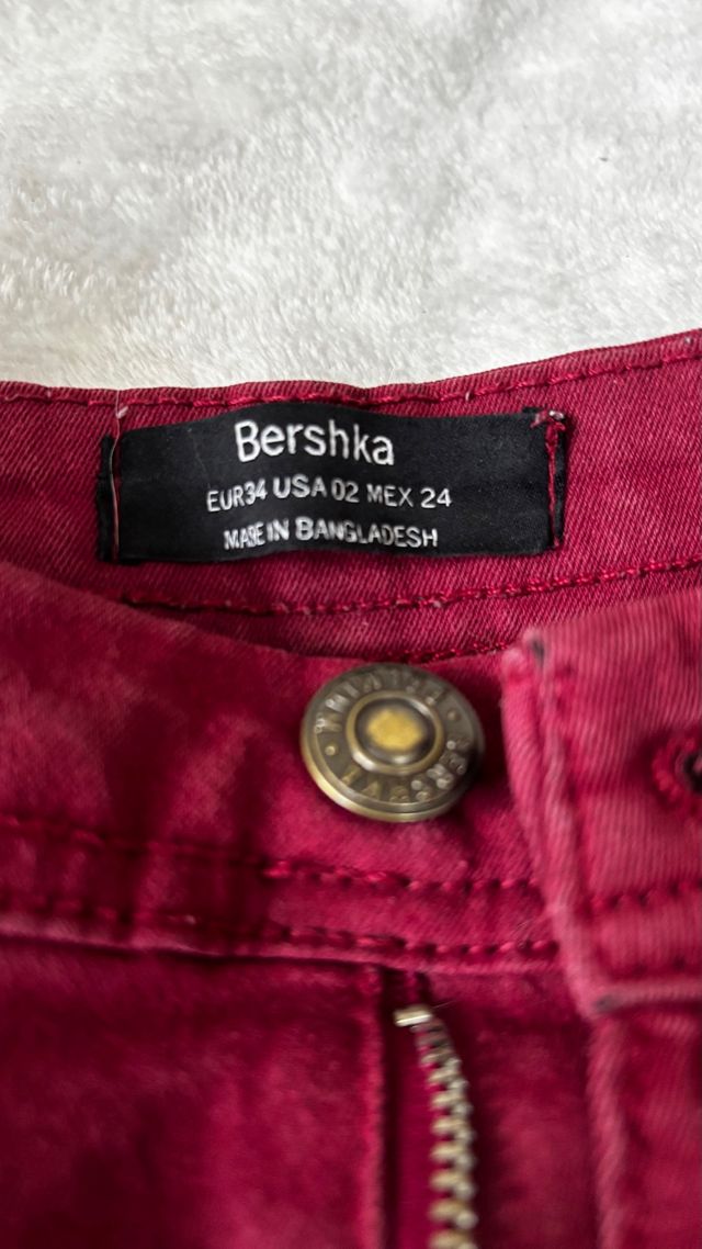 están cosidos de un lado porque me quedaban grande