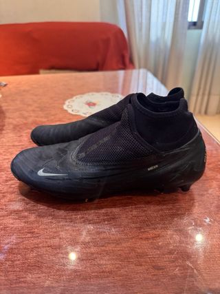 Botas de fútbol Nike Phantom