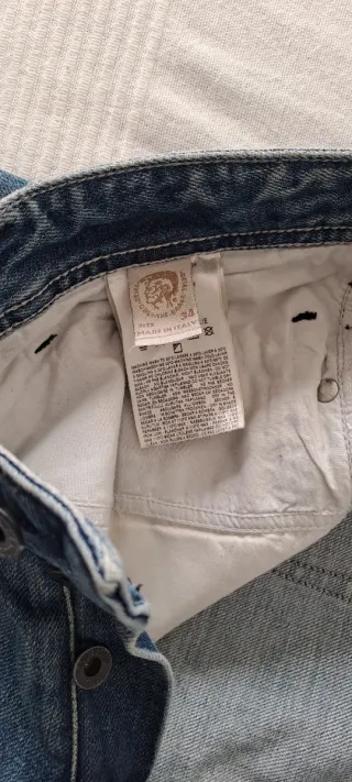 Pantalón vaquero Diesel talla 34