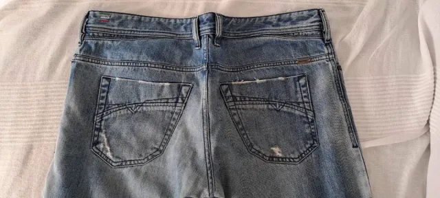 Pantalón vaquero Diesel talla 34