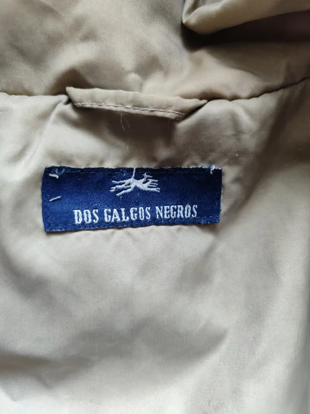 Plumífero Negro y Beige