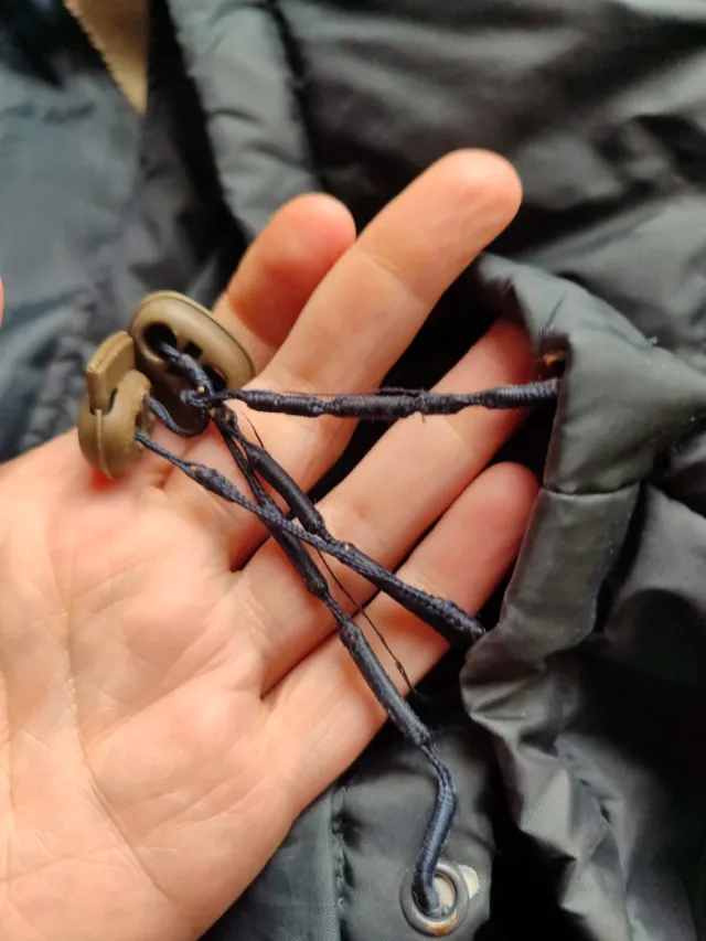 Plumífero Negro y Beige