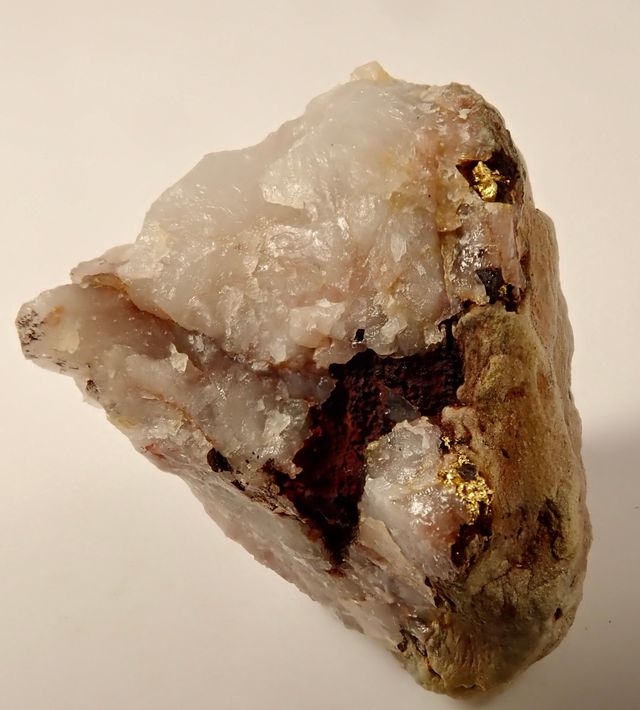 Mineral de Oro Nativo Cristalizado en Cuarzo