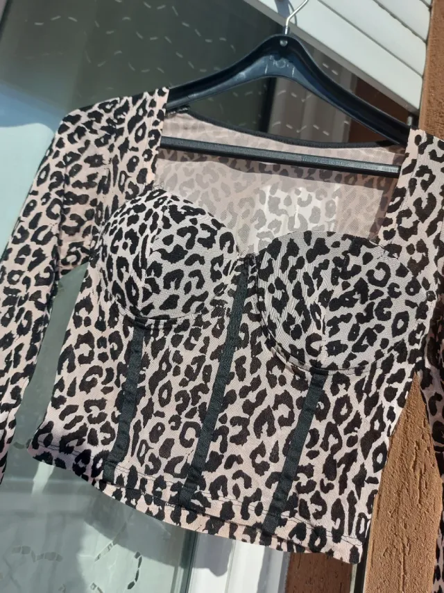 Maglia leopardata manica lunga