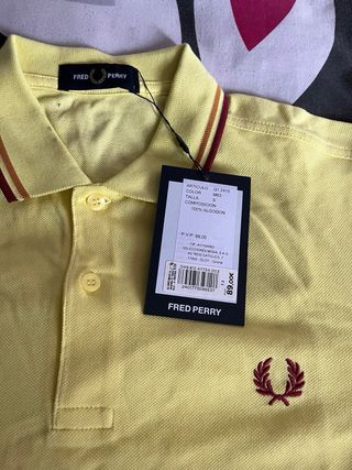 Polo Fred Perry Amarillo