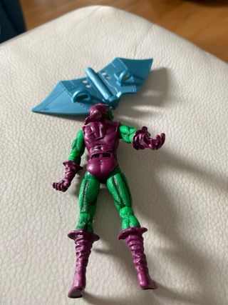 Figura Duende Verde con planeador