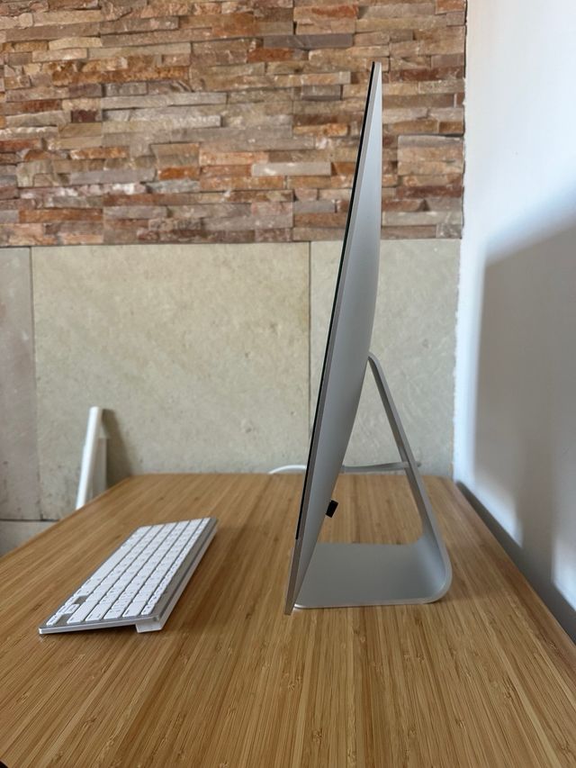 iMac 21.5 / 16GB RAM / 1.25TB SSD