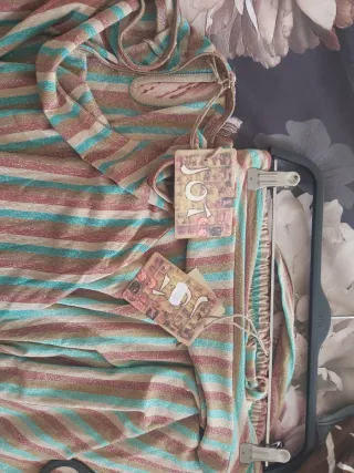 Conjunto de falda y top marca Jot